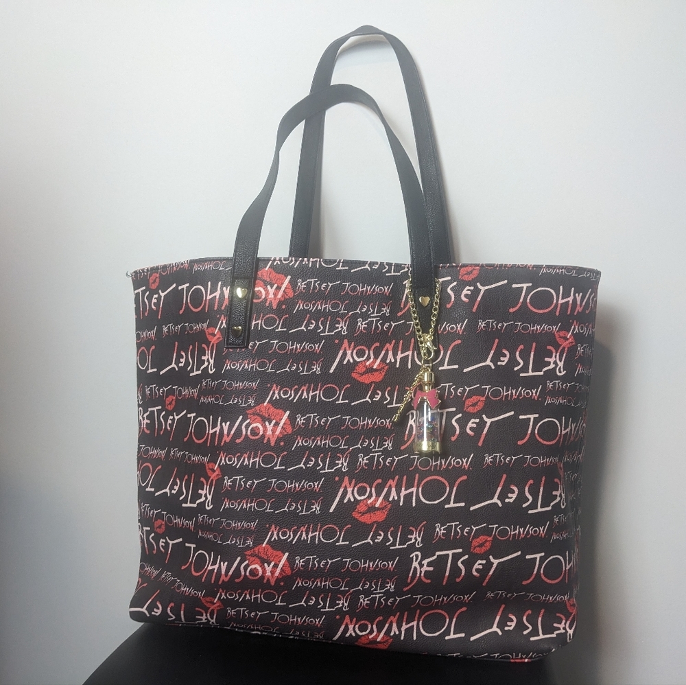 Betsey Johnson large tote bag